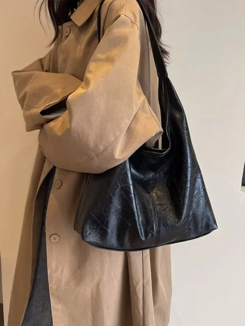 CASUAL SHOULDERBAG